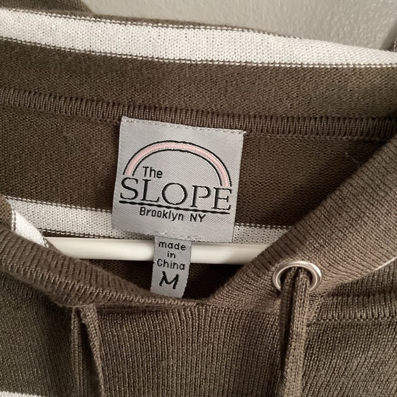 Slope army green and white stripped sweater with attached hoodie - Picture 3 of 3